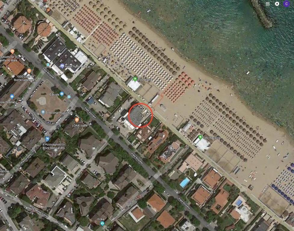Appartamento Sul Mare 滨海弗兰卡维拉 外观 照片